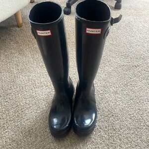 Hunter rain boots never worn with leg warmers (also never worn)
